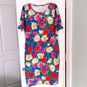 Lularoe short sleeve Julia dress in bright blue floral pattern, size XL